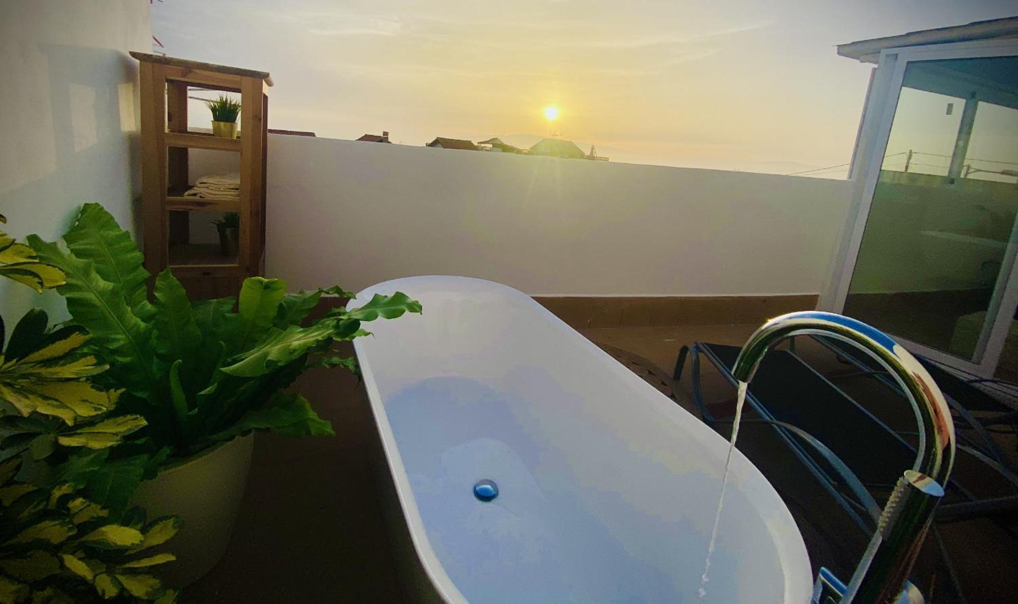 Big House Adeje Deluxe By Deihu Experiences Villa Costa Adeje  ภายนอก รูปภาพ